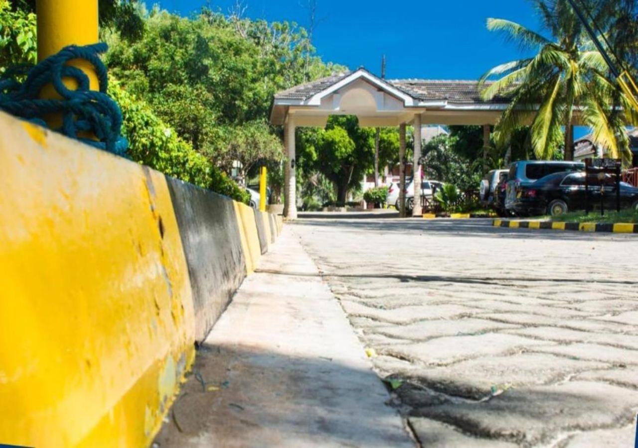 Watamu Adventist Beach Resort Zewnętrze zdjęcie