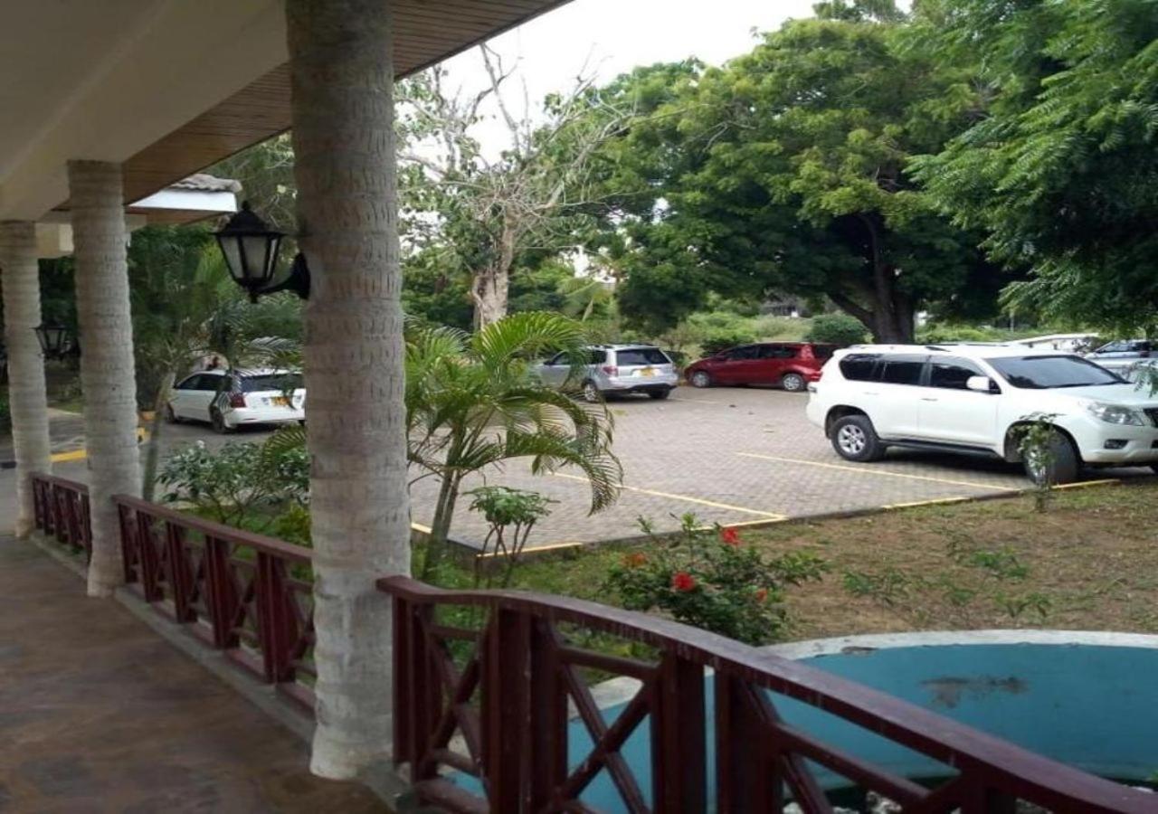 Watamu Adventist Beach Resort Zewnętrze zdjęcie